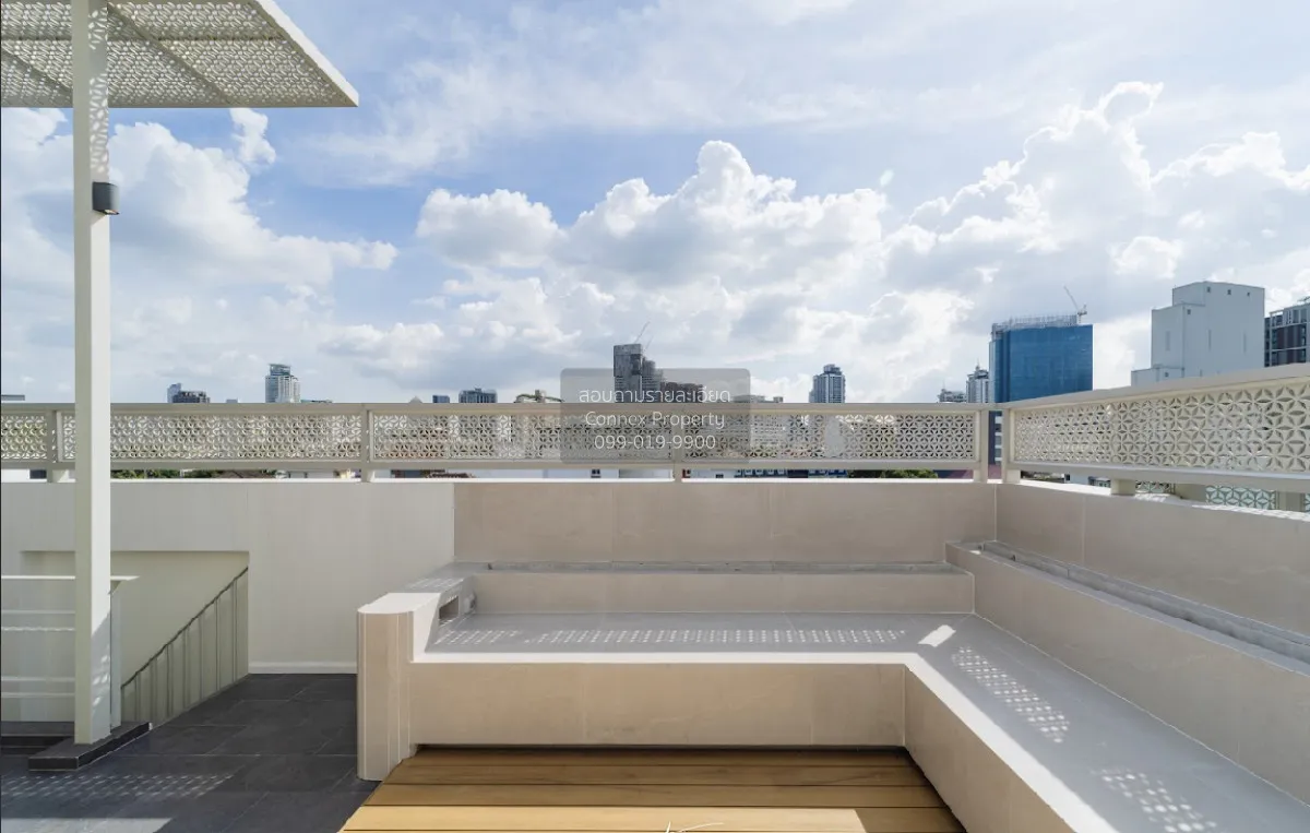For Rent Modern Detached House in Ekkamai 10, Sukhumvit 65 , Phra