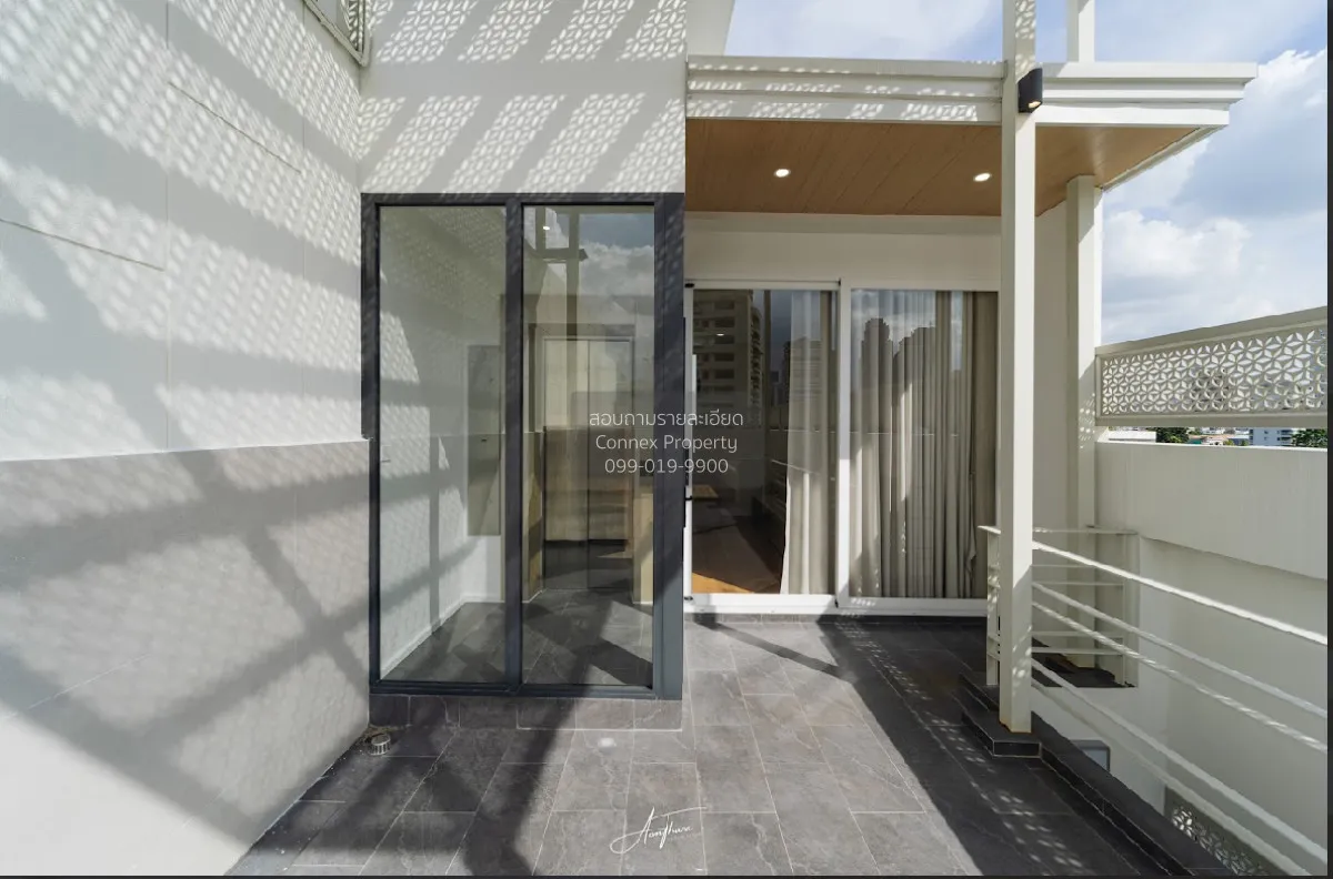 For Rent Modern Detached House in Ekkamai 10, Sukhumvit 65 , Phra