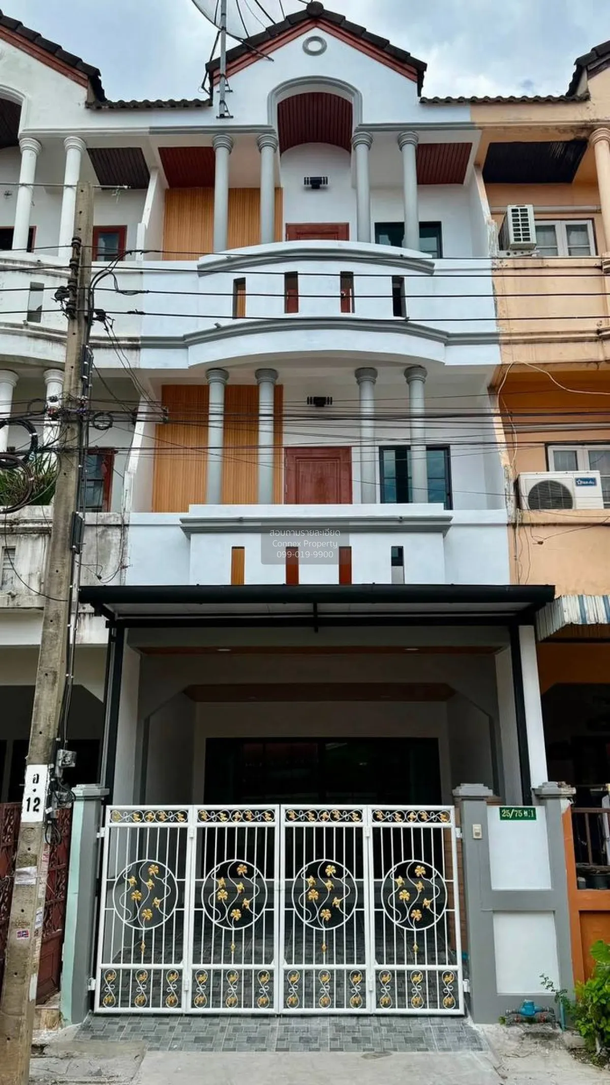ขายทาวน์เฮาส์  3 ชั้น ซอยวัด ศรีประวัติ เข้าซอย 200 ม รีโนเวทใหม่ 2
