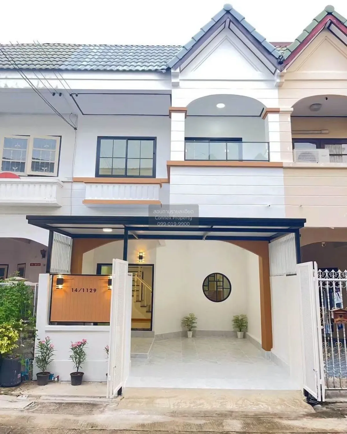 For Sale Townhouse/Townhome  , Buathongthani , wide frontage , ne 2