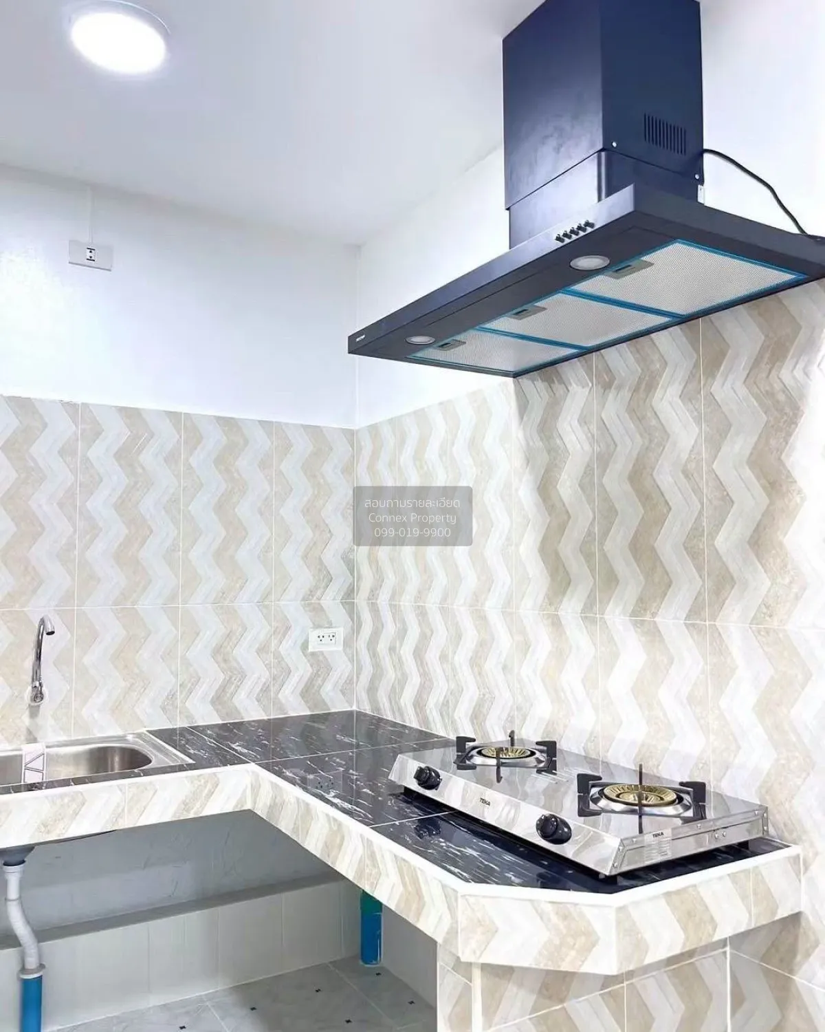 For Sale Townhouse/Townhome  , Buathongthani , wide frontage , ne