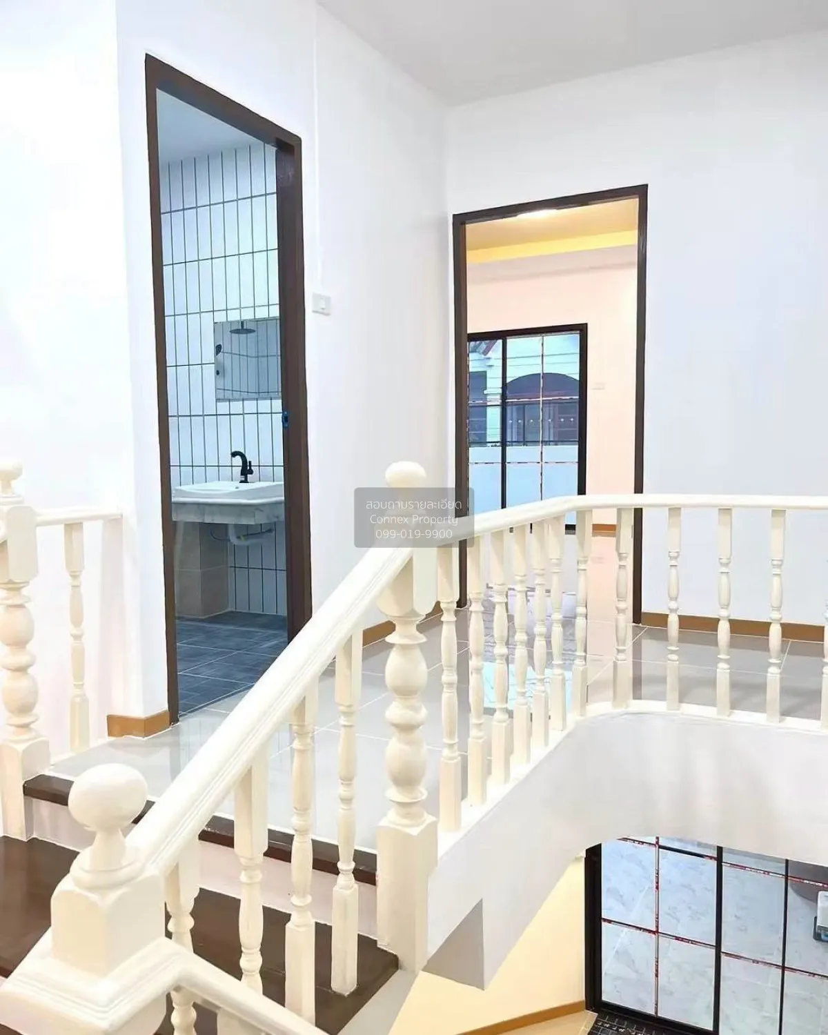 For Sale Townhouse/Townhome  , Buathongthani , wide frontage , ne