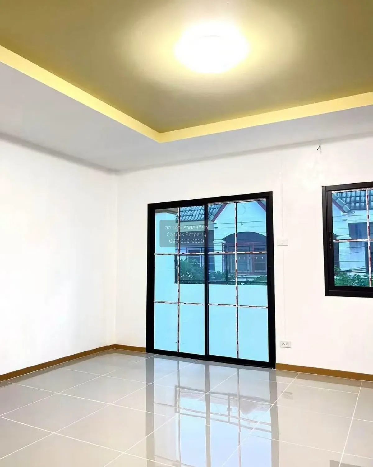 For Sale Townhouse/Townhome  , Buathongthani , wide frontage , ne