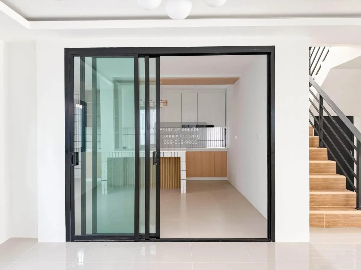 For Sale 3-Bedroom 2-Storey House near Si Kor Market, Kathu , Kat