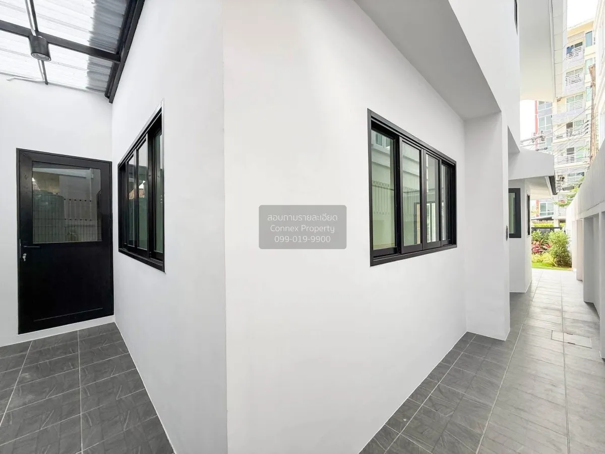 For Sale 3-Bedroom 2-Storey House near Si Kor Market, Kathu , Kat