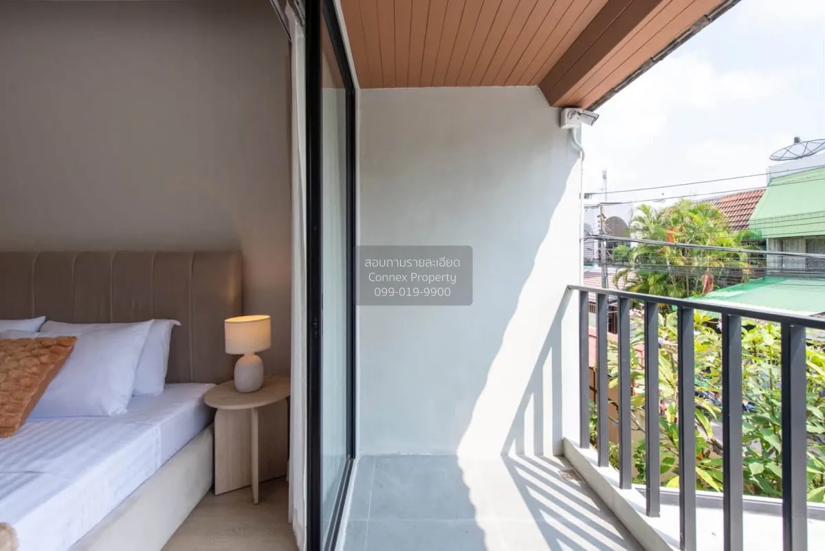 For Rent 5-Bedroom Townhouse in Ekkamai 22 – Pridi Phanomyong 41 