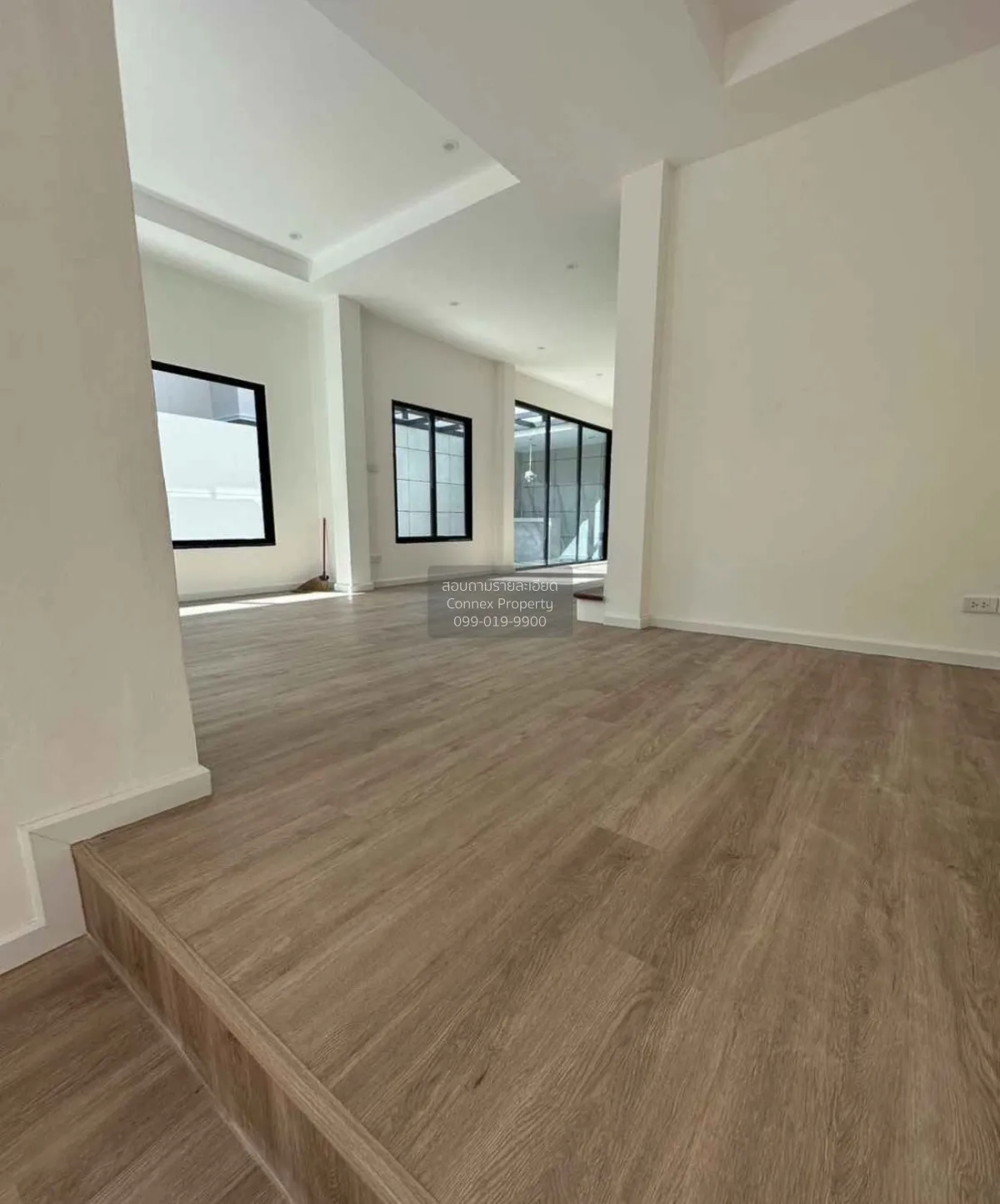 For Sale Townhouse/Townhome  , Dusit Buri - Phuket , newly renova