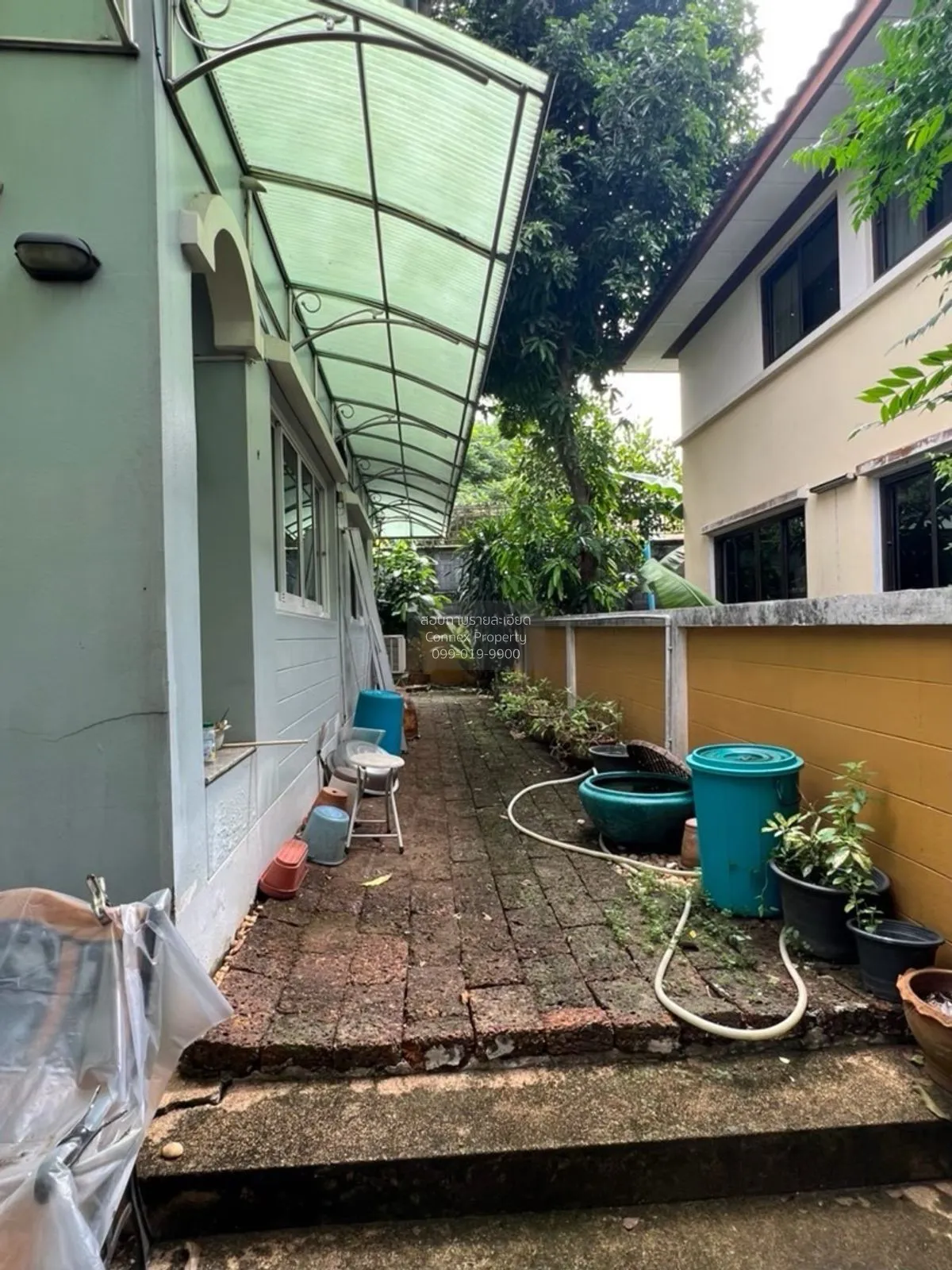 For Sale Townhouse/Townhome  , Baan Tantong  , Dok Mai , Prawet ,