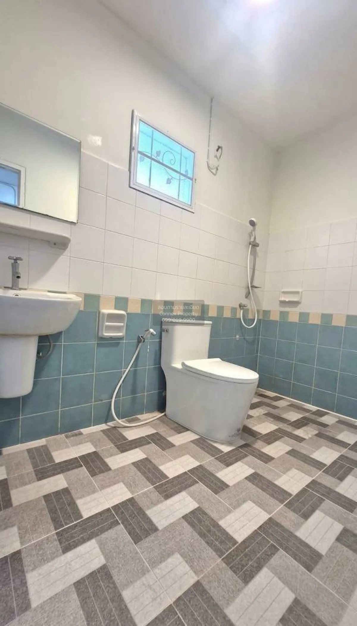 For Sale Townhouse/Townhome  , Pruksa 30 Baan Kluay-Sai Noi , new