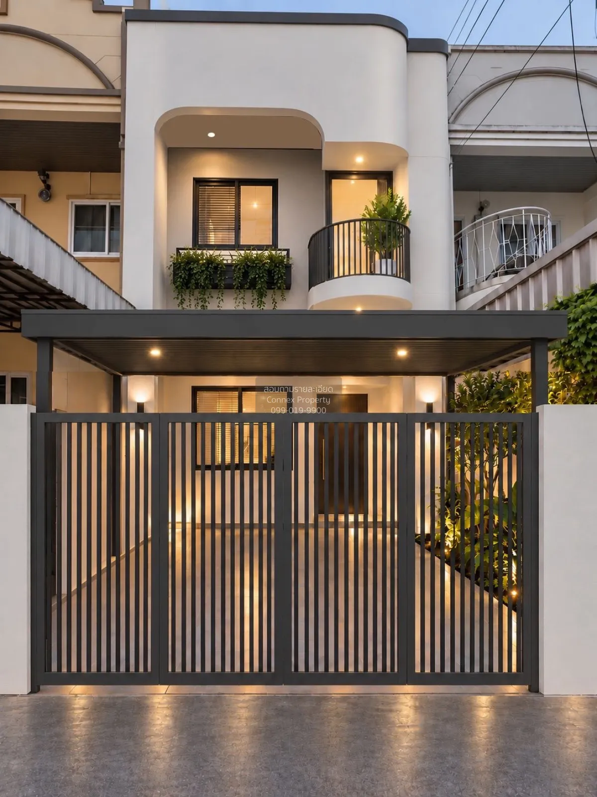 For Sale New Renovated Townhouse on phahonyotin 35 , newly renova 1