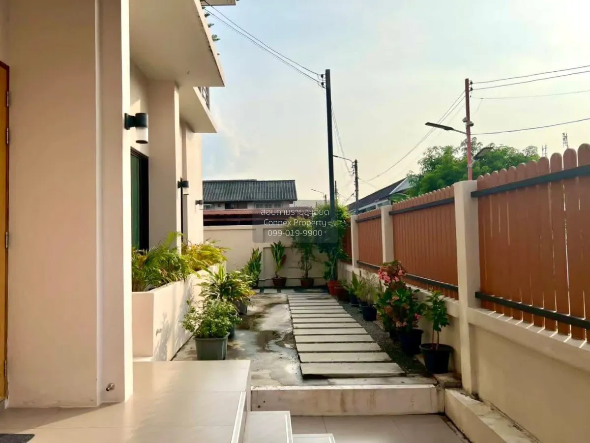 For Sale Two-storey  Detached House for sale in Soi Charan SanitW 3