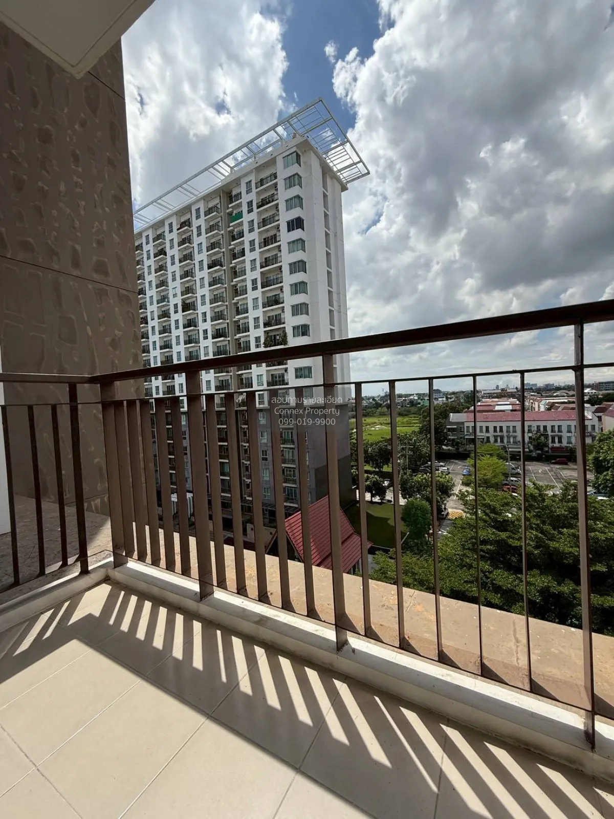 For Rent Condo , The Parkland Srinakarin Lakeside , Bang Na , Don
