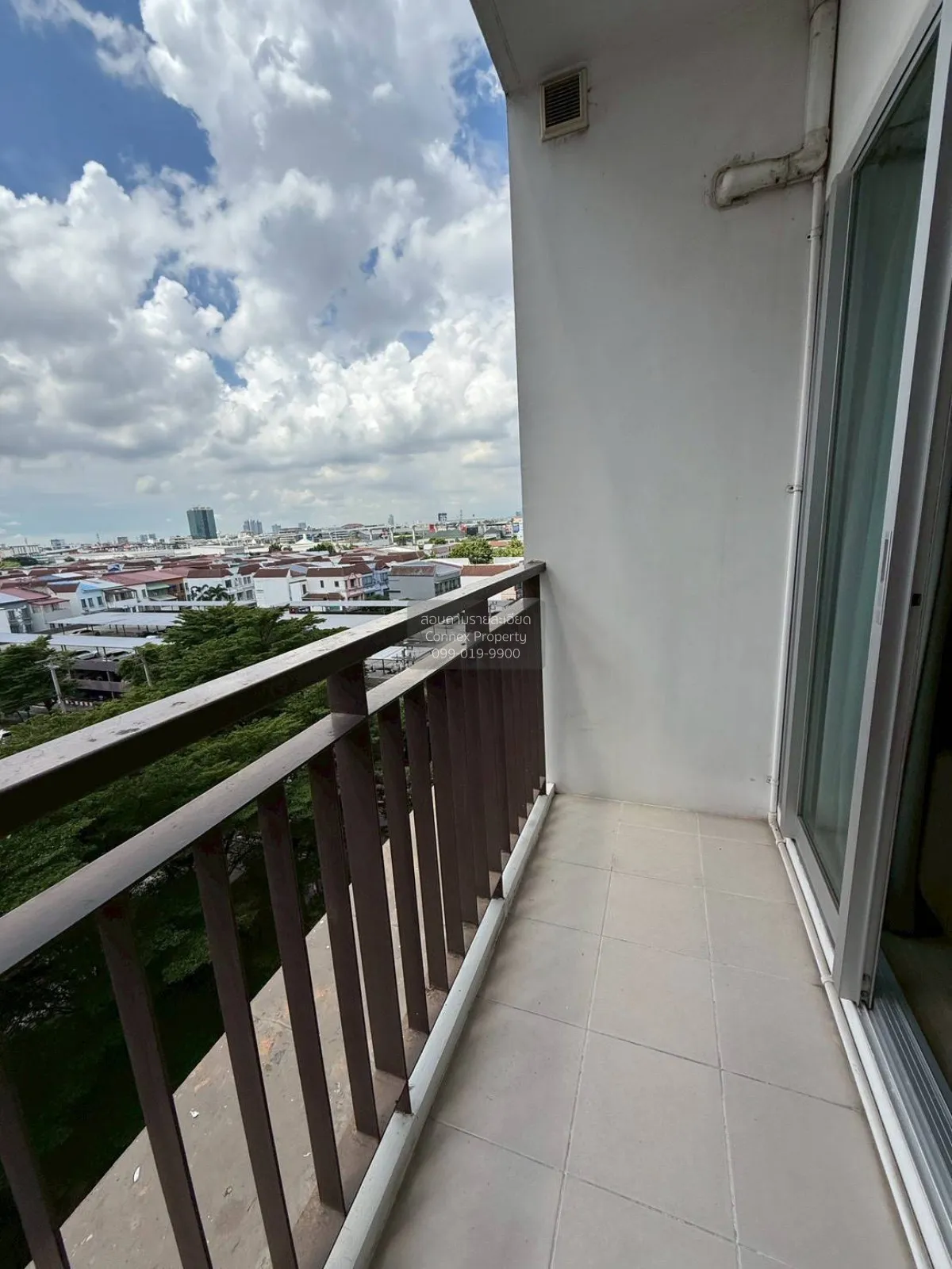 For Rent Condo , The Parkland Srinakarin Lakeside , Bang Na , Don