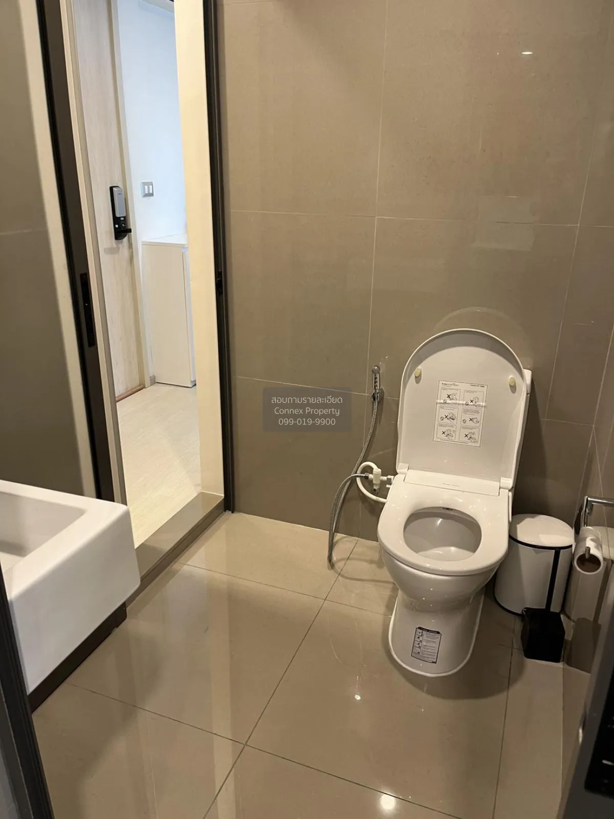 เช่าคอนโด  ริทึ่ม สุขุมวิท 42 BTS-เอกมัย พระโขนง เขต คลองเตย กรุง