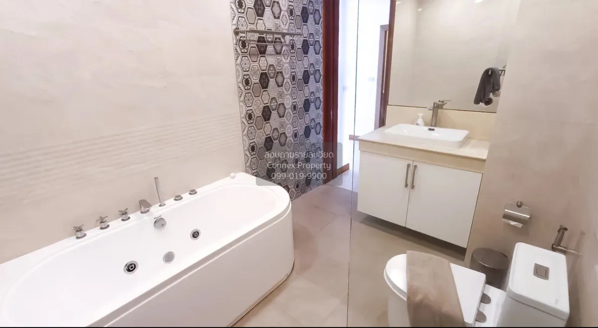 For Sale Condo , Q Conzept Condominium , nice view , wide frontag