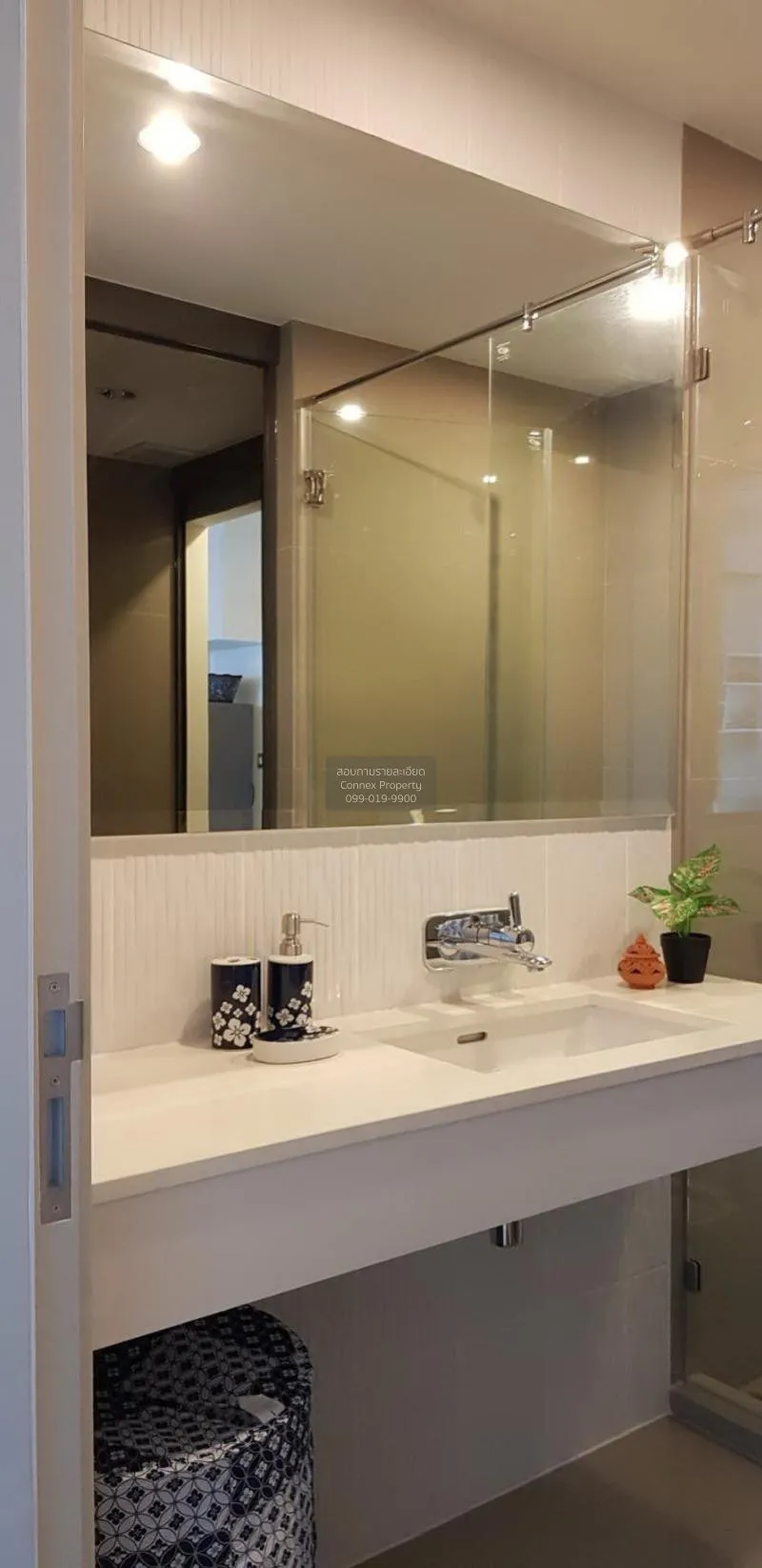 FOR RENT condo , RHYTHM Sukhumvit 42 , BTS-Ekkamai , Phra Khanong