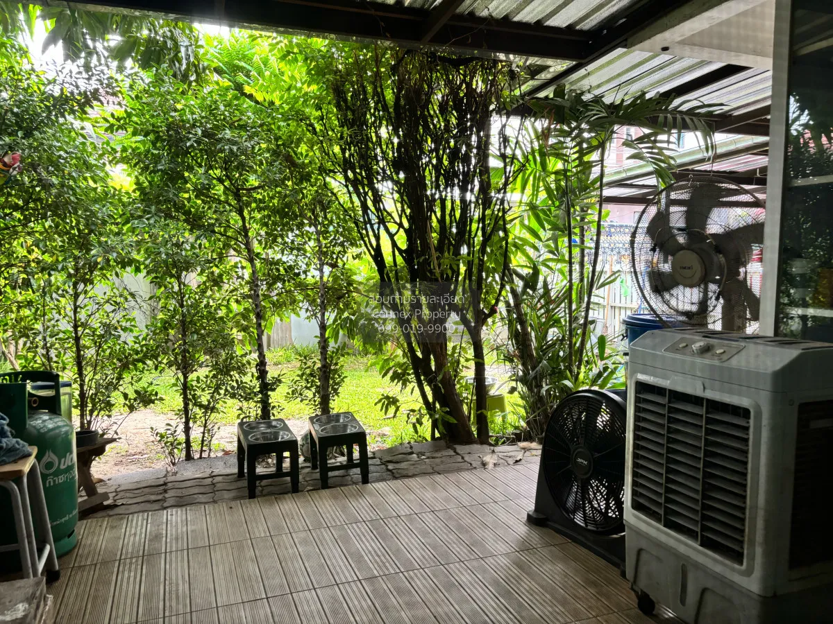 For Sale Single home Sukumvit 64 , corner unit , wide frontage , 