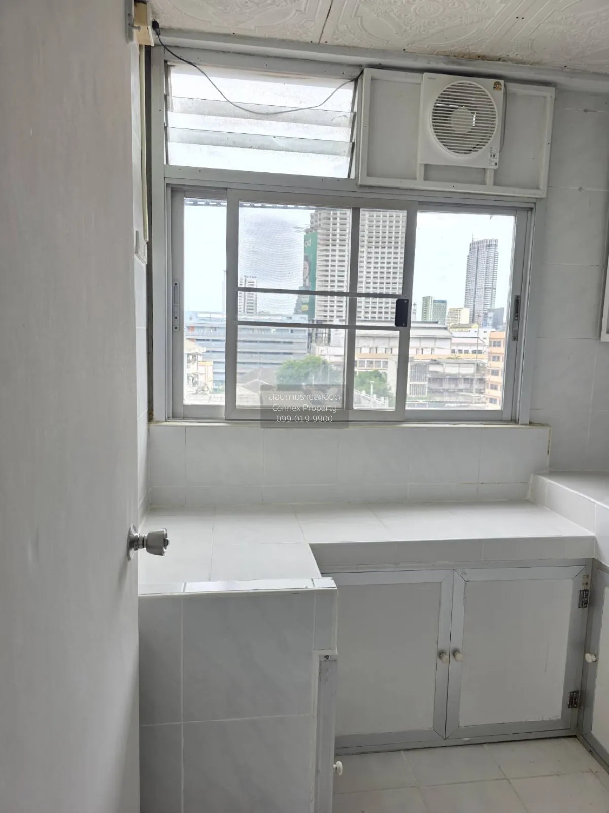 For Rent Condo , Bangrak Condominium , BTS-Saphan Taksin , Yannaw
