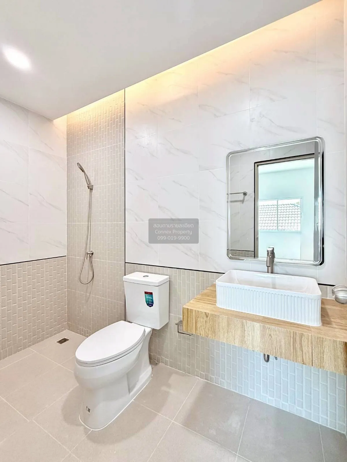For Sale Townhouse/Townhome  , Somboonsab Village , newly renovat
