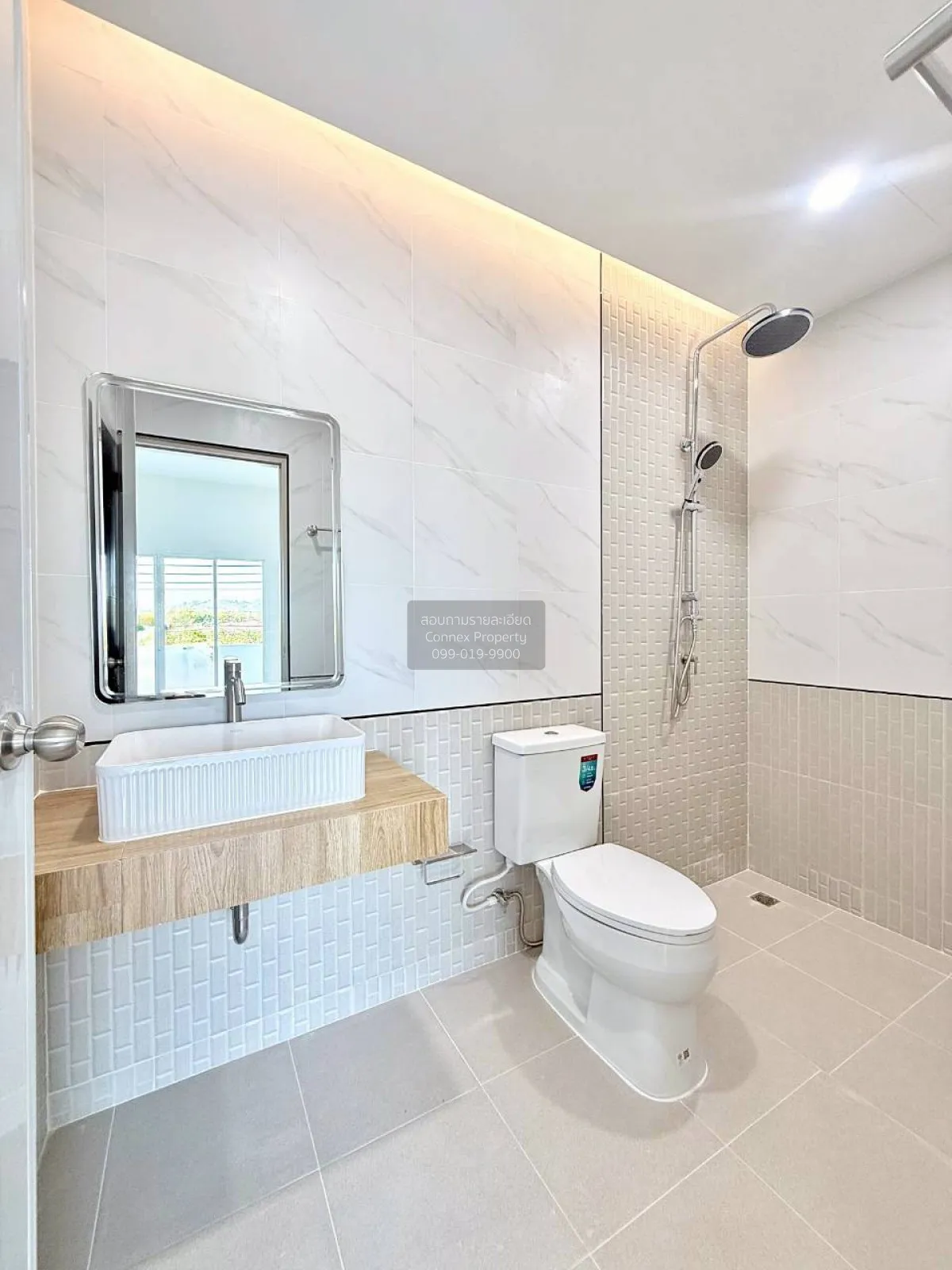 For Sale Townhouse/Townhome  , Somboonsab Village , newly renovat