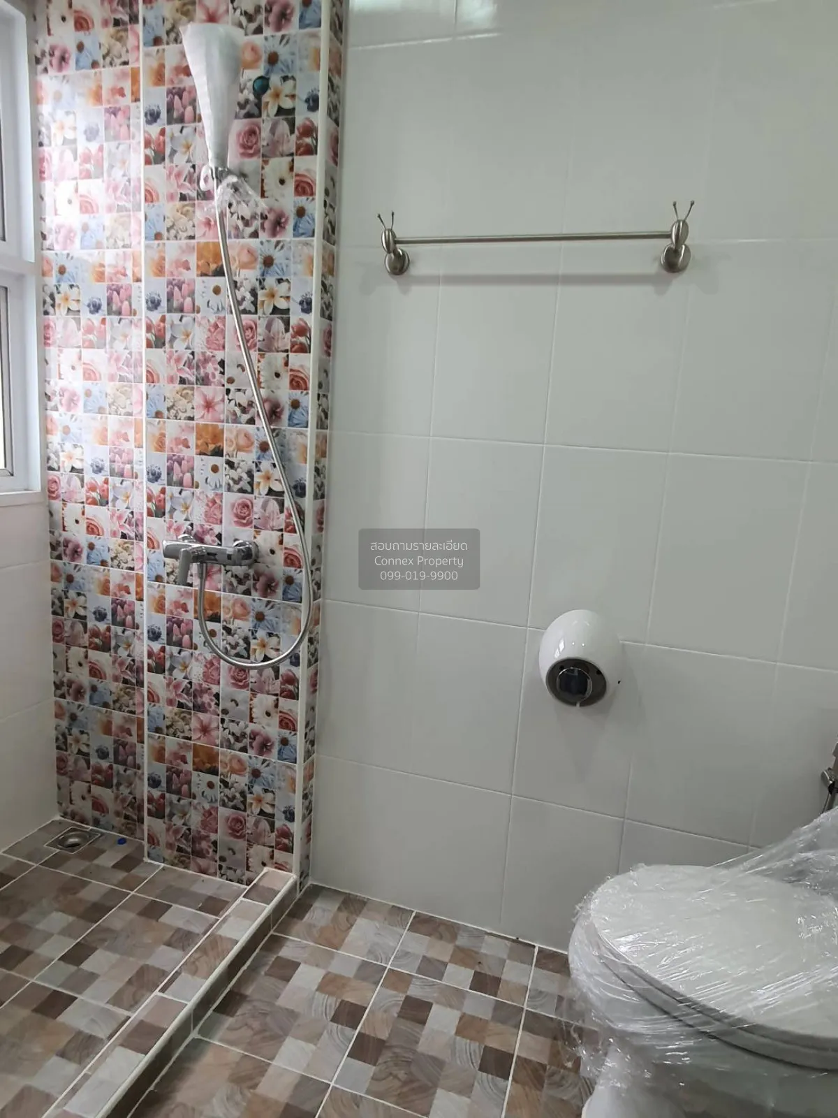 For Sale House , Nonsri Flora Sai 3 - Wongwaen , corner unit , Sa
