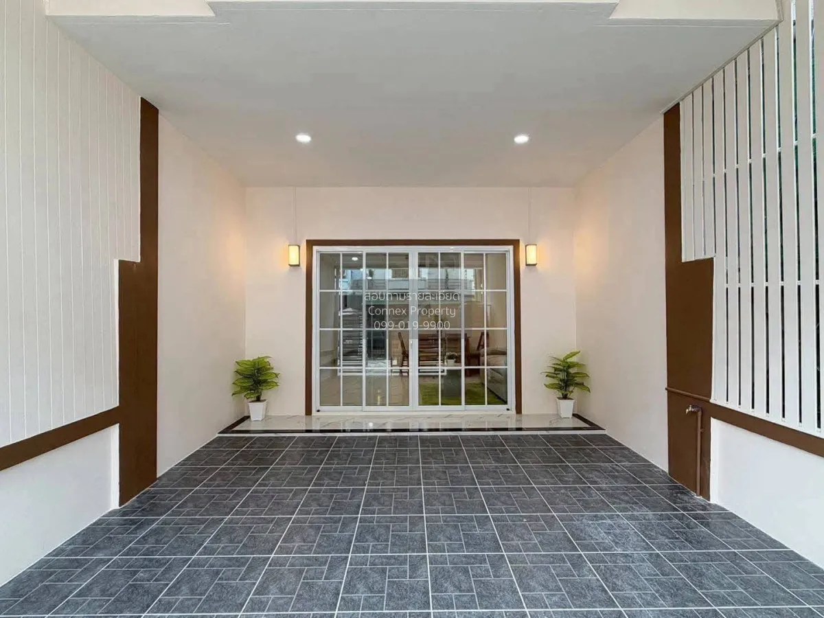 For Sale Townhouse/Townhome  , The Emerald Park 2 , newly renovat 3