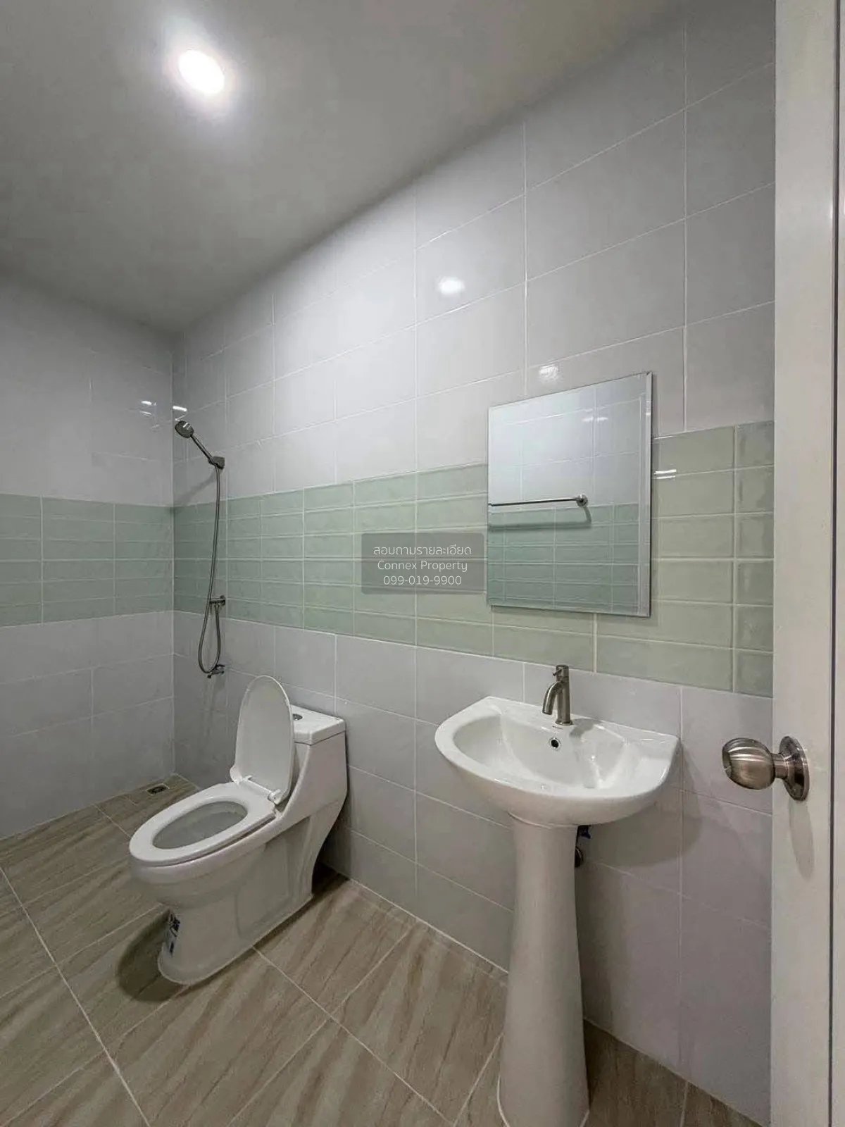 For Sale Townhouse/Townhome  , The Emerald Park 2 , newly renovat