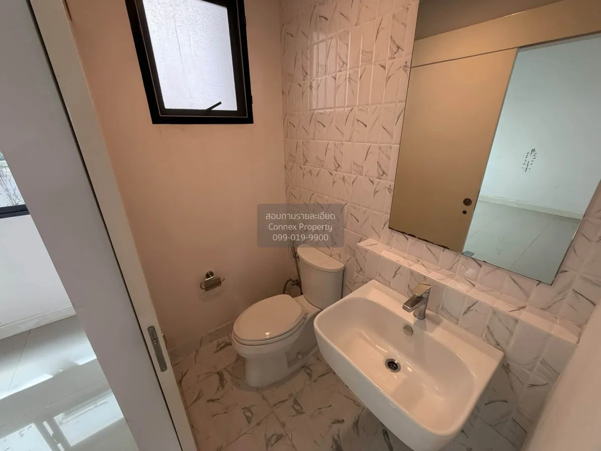 For Sale Townhouse/Townhome  , Baan Klang Muang Phahol - Ramintra