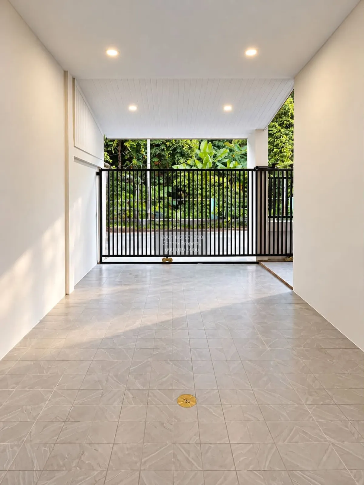 For Sale Townhouse/Townhome  , Phakdee Village - Kathu , newly re 2