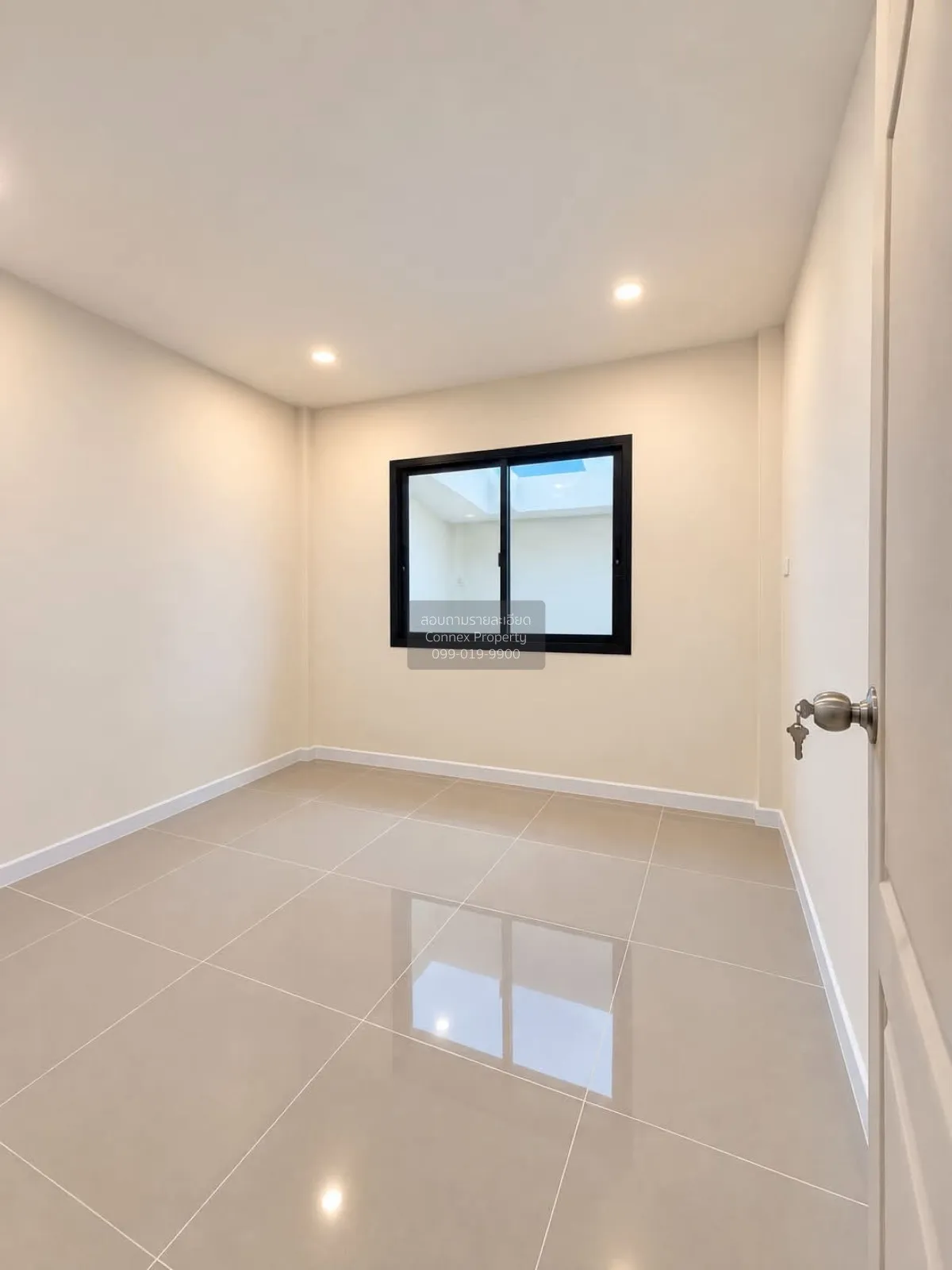For Sale Townhouse/Townhome  , Phakdee Village - Kathu , newly re