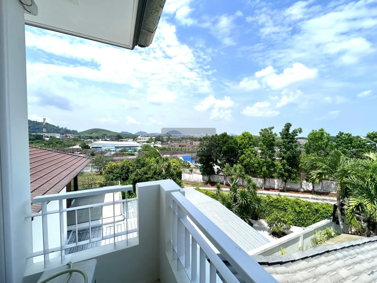 For Rent House , 88 Land and House Hillside Phuket , corner unit 