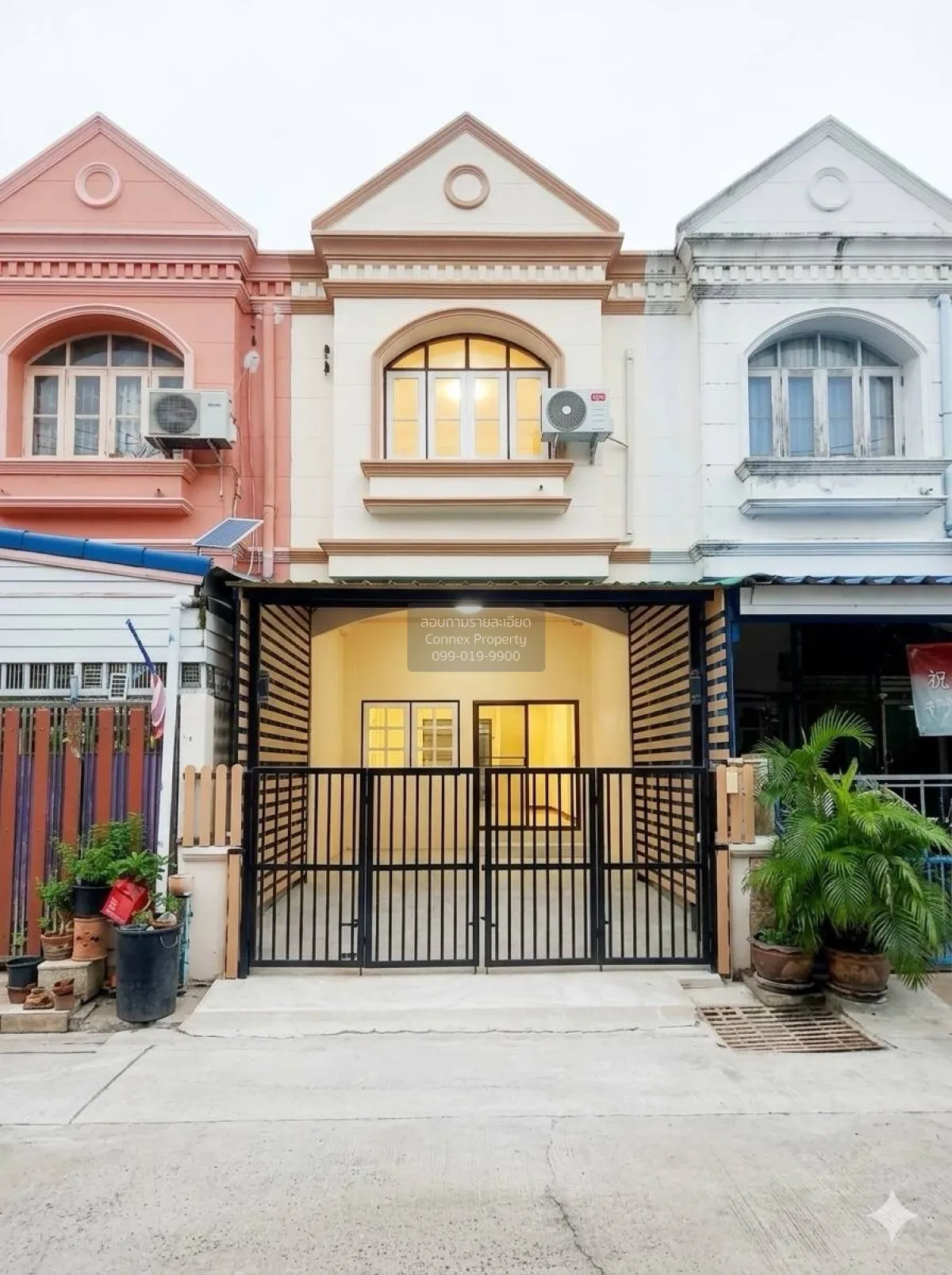 For Sale Townhouse/Townhome  , Nirun Ville 1 , Dok Mai , Prawet , 1