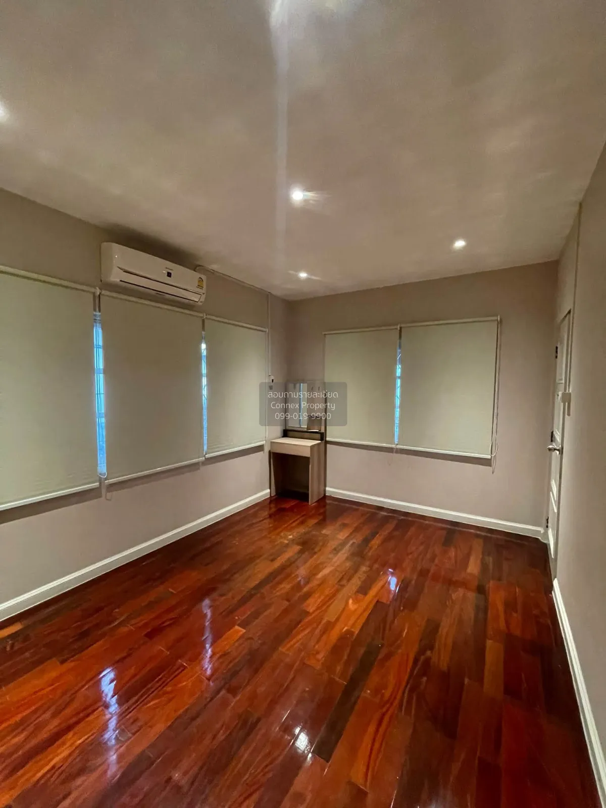 For Rent Townhouse/Townhome  , Sukhumvit Garden City 2 , Bang Cha