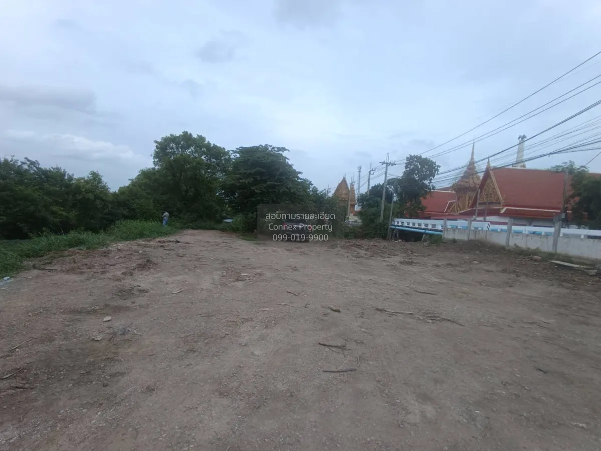 For Sale Commercial Building with Land Pak Kret , Khlong Khoi , P 2