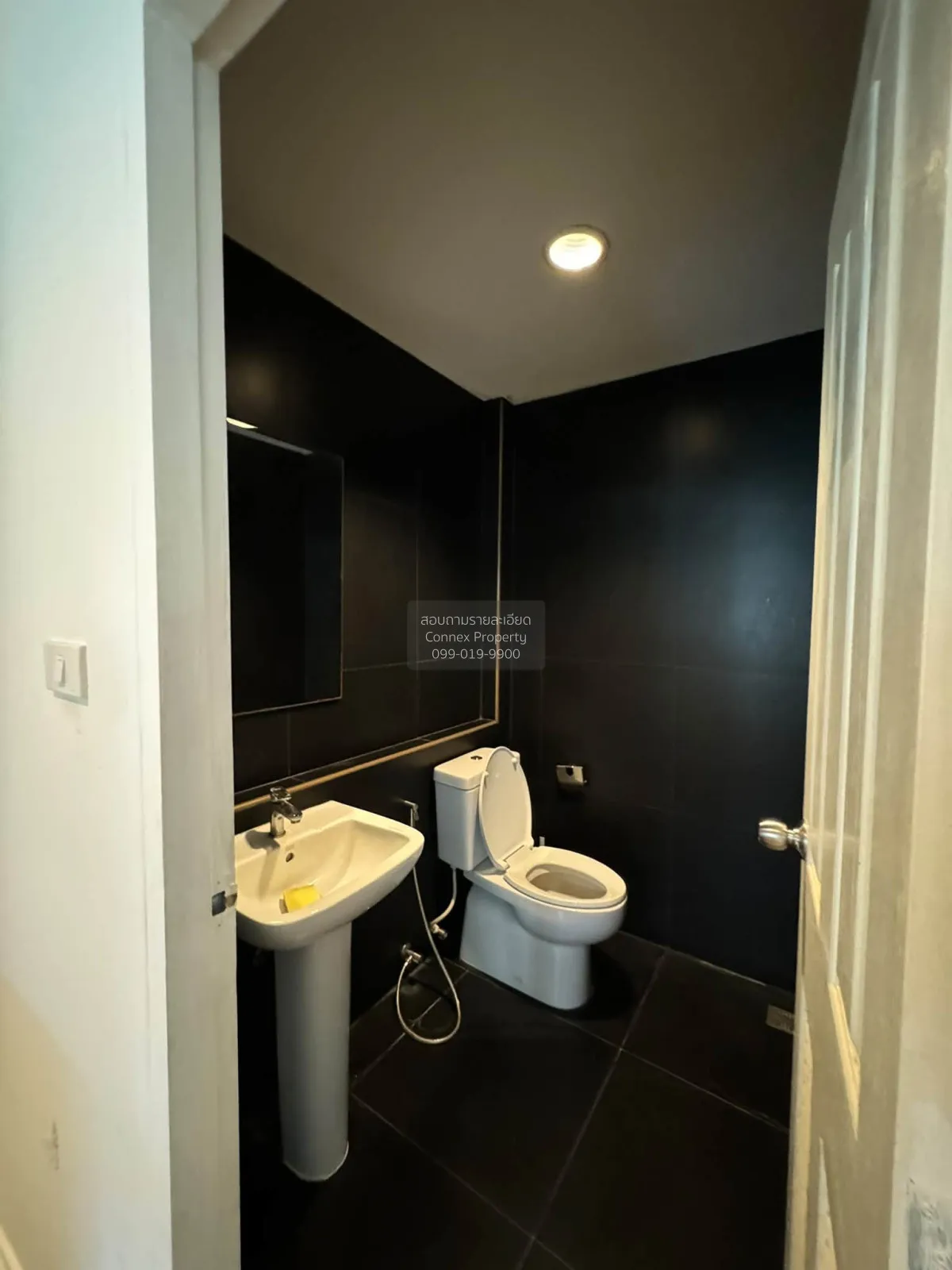 For Rent Townhouse/Townhome  , Grand De Ville Srinakarin , Nong B