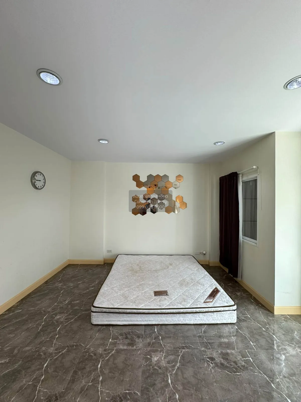 For Rent Townhouse/Townhome  , Grand De Ville Srinakarin , Nong B