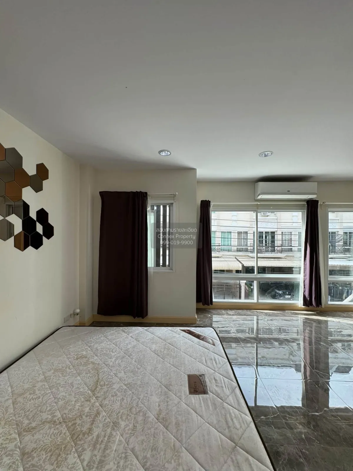 For Rent Townhouse/Townhome  , Grand De Ville Srinakarin , Nong B
