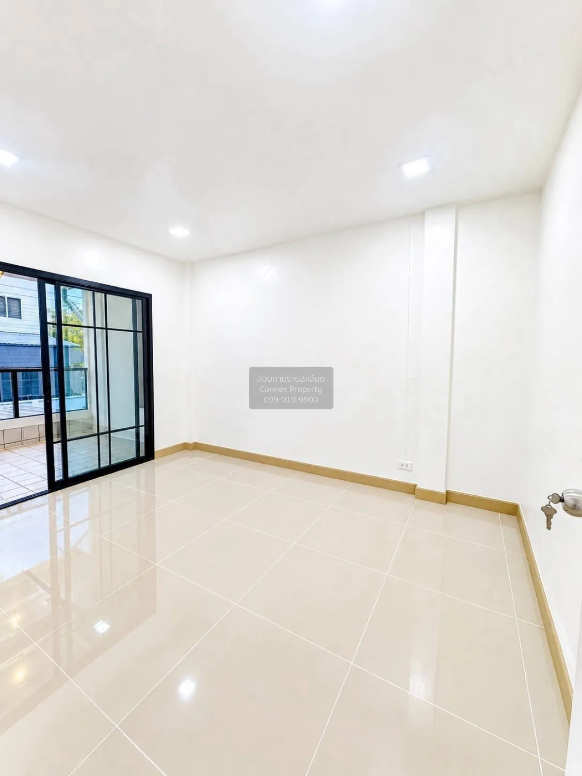 For Sale Townhouse/Townhome  , Baan Khason , newly renovated , No
