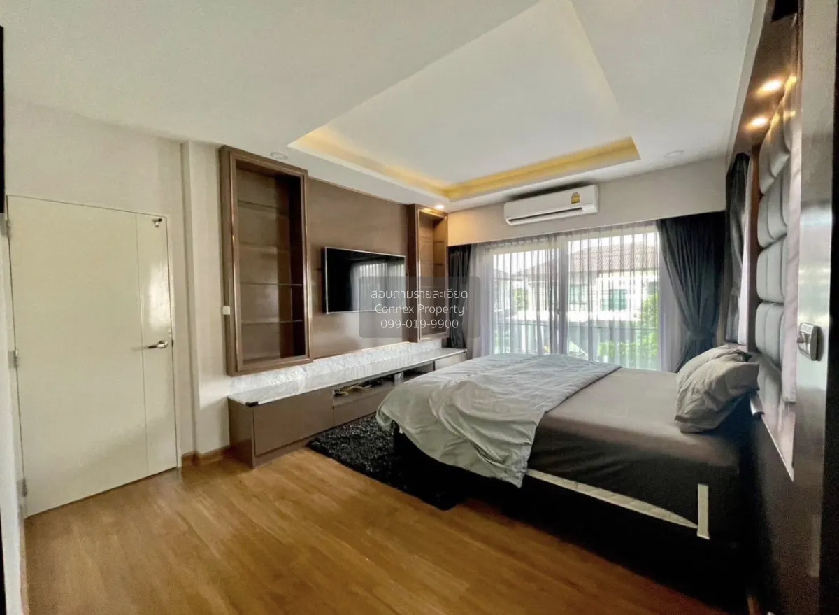 For Sale House , The City Pattanakarn , wide frontage , Prawet , 