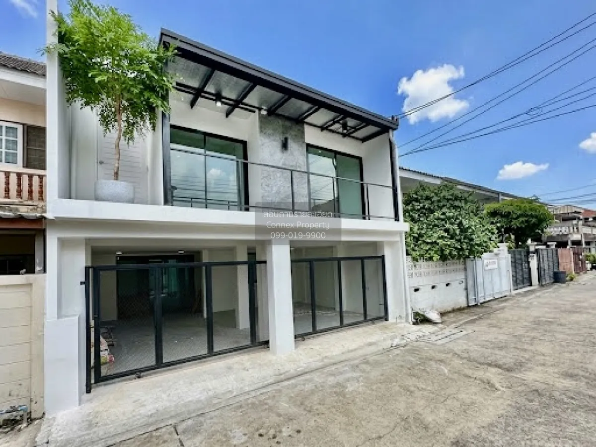 For Sale House , Sangsit Niwet Chokchai 4 , newly renovated , Lat 2