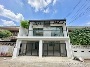 For Sale House , Sangsit Niwet Chokchai 4 , newly renovated , Lat Phrao , Lat Phrao , Bangkok , CX-181819