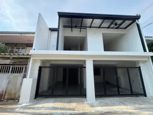 ขายบ้าน  สังสิทธิ์นิเวศน์ โชคชัย 4 รีโนเวทใหม่ ลาดพร้าว เขต ลาดพร้าว กรุงเทพ CX-181819