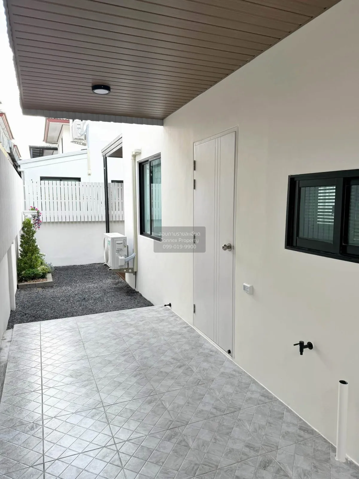 For Sale House , Baan Fah Piyarom Premier Park Rangsit - Lumlukka
