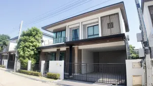 ขายบ้าน  บางกอก บูเลอวาร์ด แจ้งวัฒนะ - ราชพฤกษ์ บางตะไนย์ ปากเกร็ด นนทบุรี CX-181987