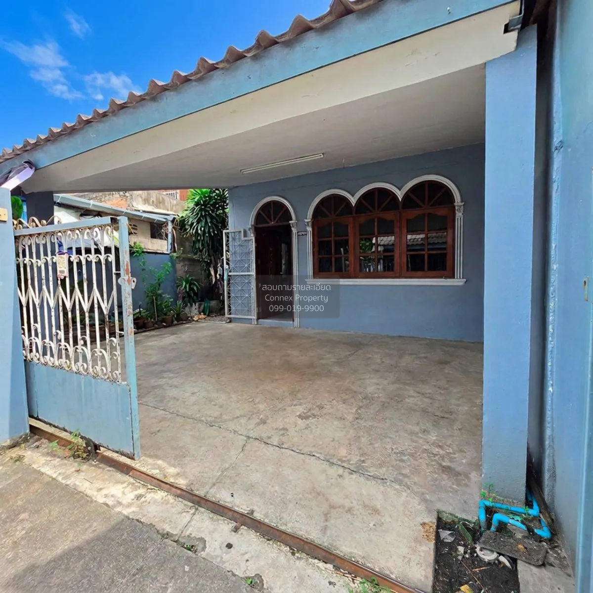 For Sale Single-story townhouse for sale, Soi 6, Koh Sirey , Tala 2