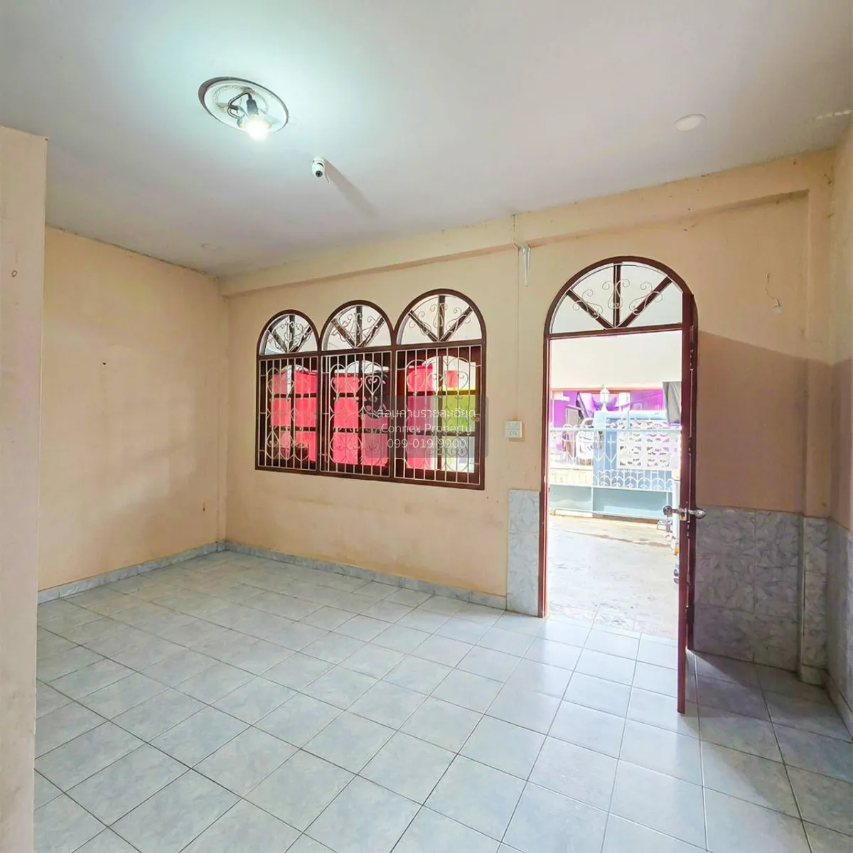 For Sale Single-story townhouse for sale, Soi 6, Koh Sirey , Tala 4