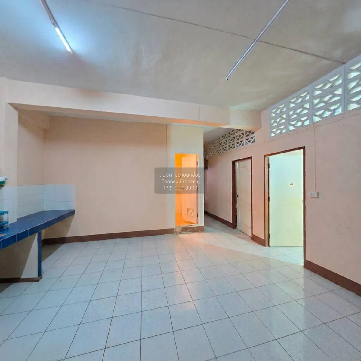 For Sale Single-story townhouse for sale, Soi 6, Koh Sirey , Tala