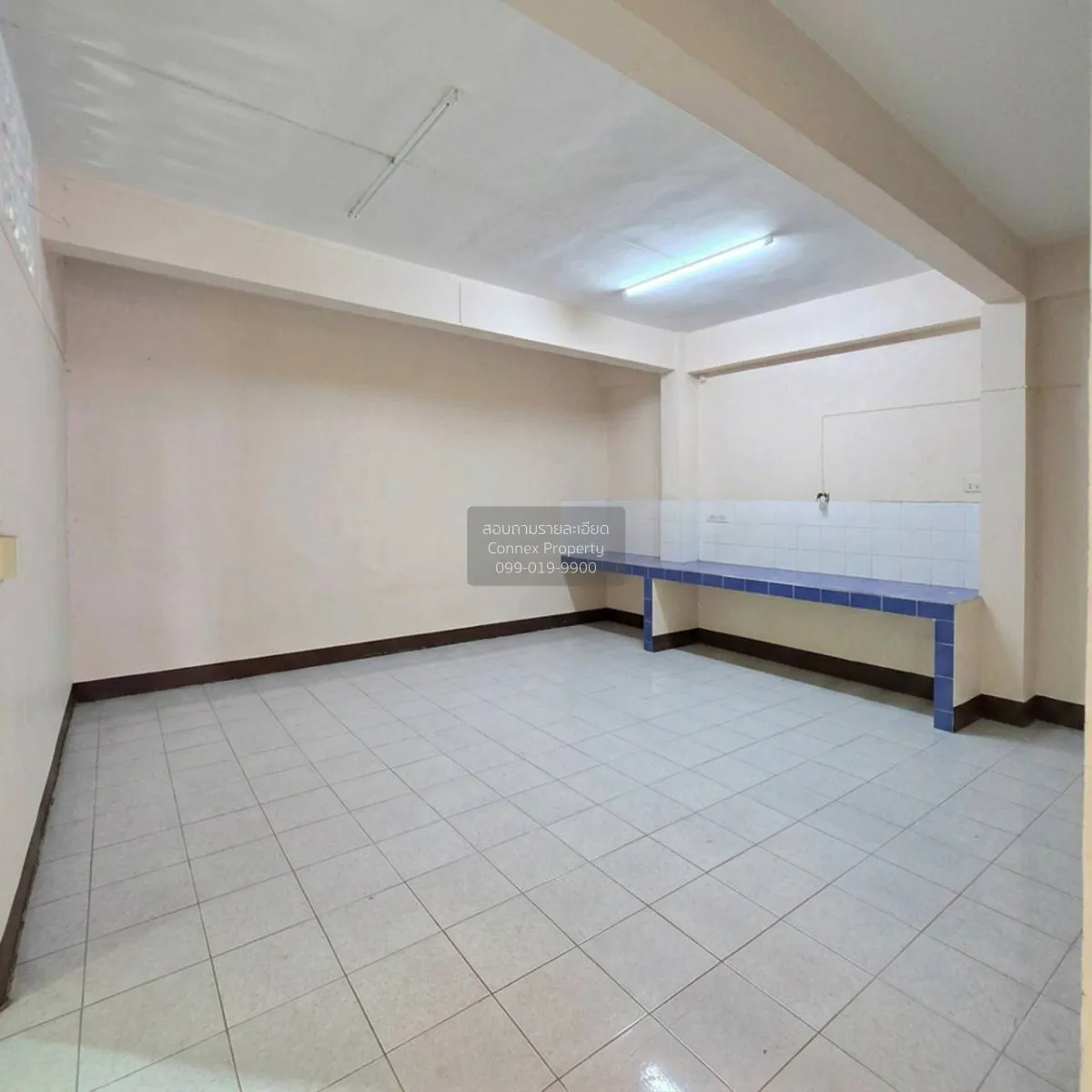 For Sale Single-story townhouse for sale, Soi 6, Koh Sirey , Tala