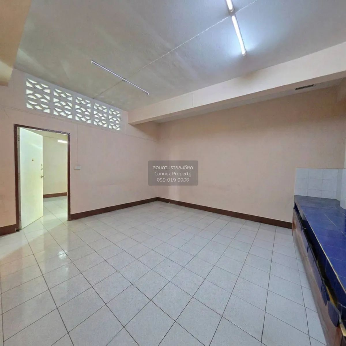 For Sale Single-story townhouse for sale, Soi 6, Koh Sirey , Tala