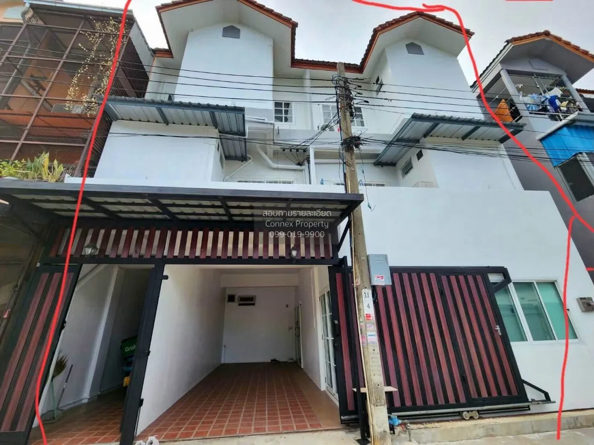 เช่าทาวน์เฮ้าส์ 3 ชั้น (2 คูหาตีทะลุ รีโนเวทรวมเป็นหลังเดียว) ซอย 2